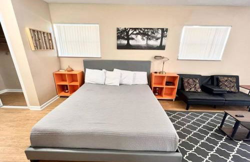 Central Private King Suit Washer Dryer 2 Miles to Hospital - Foto 11