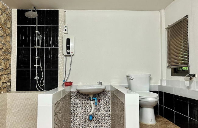 The Cascade - Mae Taeng Waterfall Bungalows - Photo 29