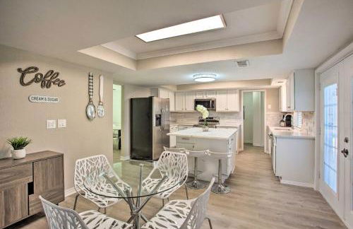 11 Mi to Holiday at Arboretum! Home with Hot Tub - Foto 6