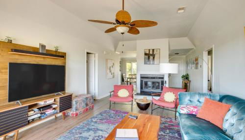 St Helena Island Retreat with Deck Walk to Beach - Foto 4