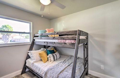 Pet-Friendly Merritt Island Home with Heated Pool - Foto 24