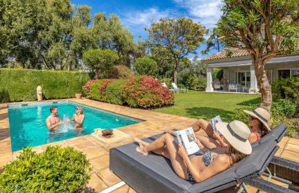 VACATION MARBELLA I Guadalmina Golf Front Villa, Private Pool, Close to the Beach - Photo 3