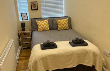 Spacious ground floor suite comfortably sleeps up to eight - Foto 4