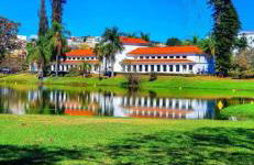 Privacidade para sua família e grupos em um só lugar-2 quartos- melhor custo-benefício, garagem, sala com cozinha integrada, aconchegante, ambiente moderno e funcional, wi-fi veloz gratuito, próximo ao Parque das Águas-Calçadão e tudo que a cidade oferece - Foto 25