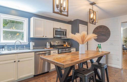 4BR Retreat, 16mi to Acadia NP, with Game Room - Foto 40