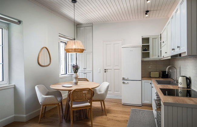 Petite Town Hall Apartment by Konnect, Old Corfu Town - Photo 9