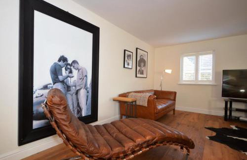 3 Bed in Tetbury oc-44955 - Photo 2