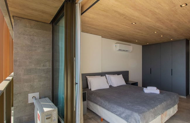 NWTs - Estúdios com Vista Lateral Mar - Photo 37