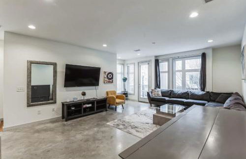 Trendy 3 BDR for 8 Heart of Nash Near 5 Points - Foto 15