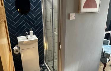 Ty Hapus Central Beaumaris - Photo 15