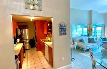 Castle Beach Resort Condo - Panoramic Large Penthouse or Deluxe 1 BR Direct Ocean View and beach access- Updated-Free parking- - Photo 30