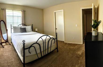 Extended Stay 3 Bedrooms Cozy Townhouse Living - Foto 1