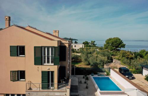 Villa Frida - Photo 1