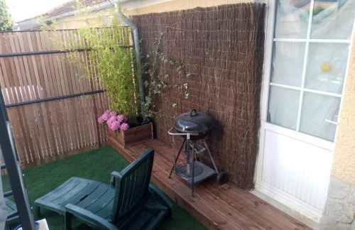 Maison avec Jacuzzi paisible et centrale - Foto 4