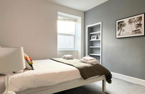 Spacious Home Near Seafront & Train Station 5 Bed Sleeps 10- Central Penzance - Foto 35