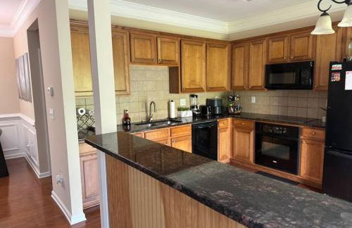 Luxury Pink Cascades Oasis - Gated Community - Foto 31