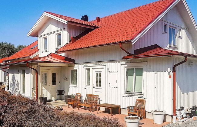 Holiday Home in Klövedal - Photo 1