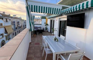 Ático De Lujo 140m2 con Terraza en el Centro, junto a la playa, restaurantes y chiringuitos en Punta Umbría - 10 Personas - Foto 34