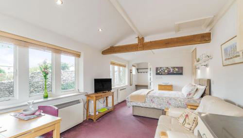 The Friendly Room - Photo 5