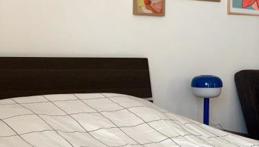 Studio Colonel à Rochefort, proche Thermes avec Parking privé - Foto 4