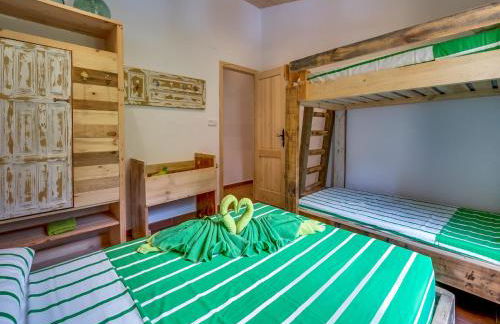 Villa in Palafolls with Private Pool & BBQ - Foto 19