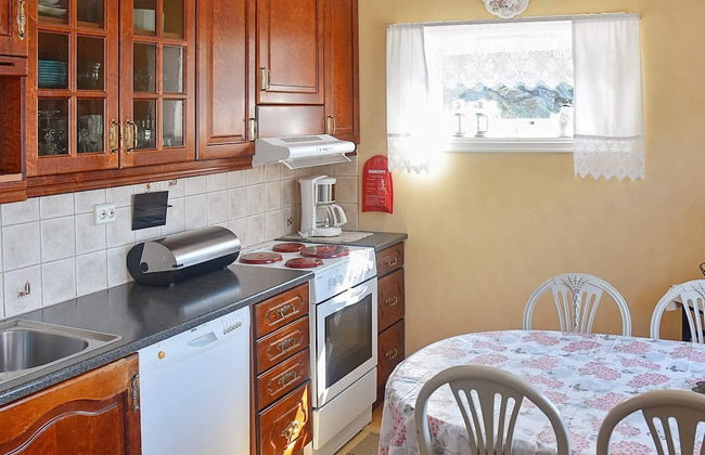 4 Person Holiday Home in Selje - Foto 5