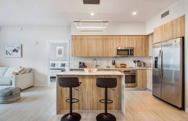 Spacious 2-Bedroom Apartment - Photo 11