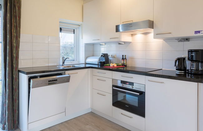 Stylish Semi-detached Villa With Garden, Near the Beach - Foto 5