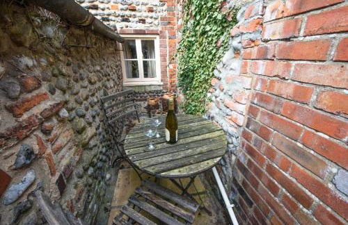 1 bedroomed Cottage near quay - Foto 9