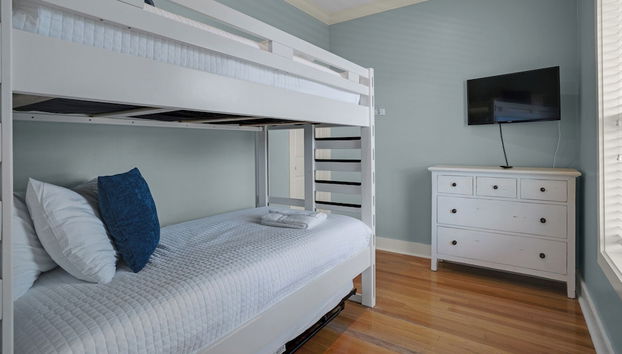 Private Pool & 3 Minutes to Beach in Seagrove; Sleeps 12 - Foto 4, Habitación