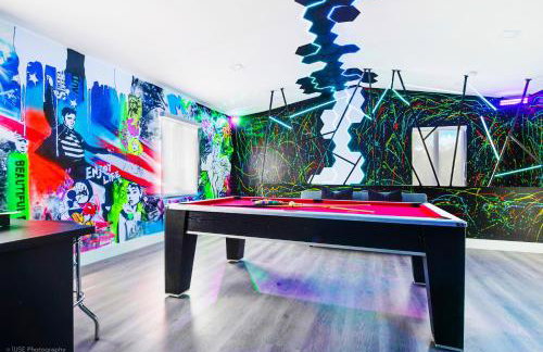 The World's Mansion - Game Room, 9 Bedrooms, HtdPool, Mini Golf, BBQ - Foto 6