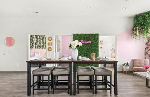 Unit 106 Stylish Condo with Free Parking and Close to Downtown - Foto 15