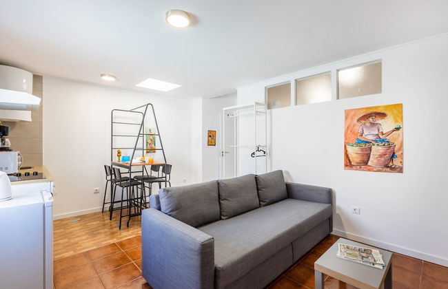 Live Laugh Love Beach Guest Home with AC - Photo 41