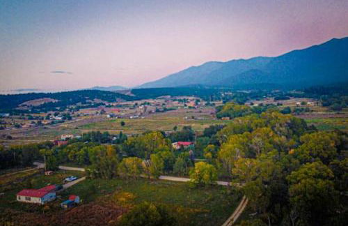 Studio-Style Log Cabin near Carson National Forest, New Mexico - Foto 52