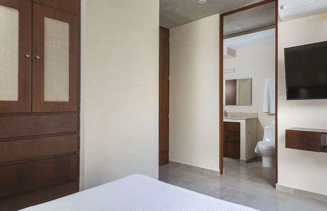 Luxury and Family condo in La Veleta - Photo 17