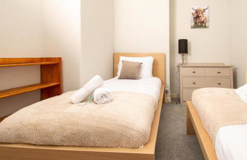 Private Entrance GF 2 bed flat near Renfrew Centre - Pass the Keys - Foto 3