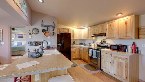 Close to Hot Minerals Soak! Glacier NP Stopover - Foto 4