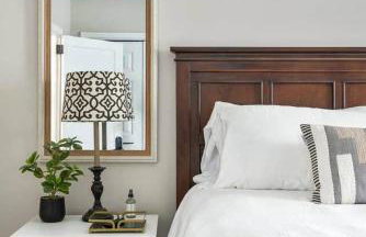 Quaint house, king bed 2min from down town - Photo 46