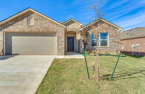 Families with Pets Welcome! Home 22 Mi to Dtwn OKC - Foto 3