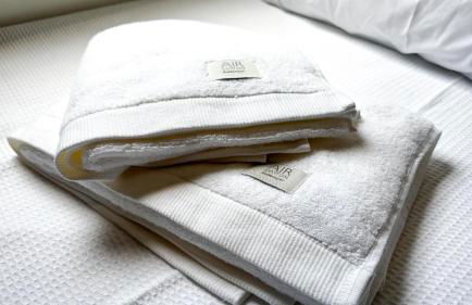 Vista mar em Caiobá com piscina conforto e localização - Foto 22