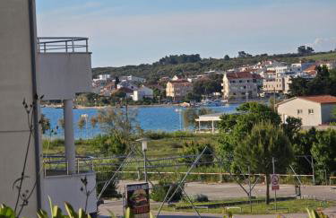 Luxury Residence Petrcane - Foto 1