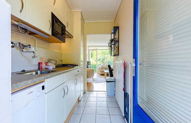 Attractive Apartment Near Vlissingen Beach - Photo 28