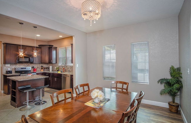 Large 3br/2ba Family Home W/patio Near Downtown! - Foto 21