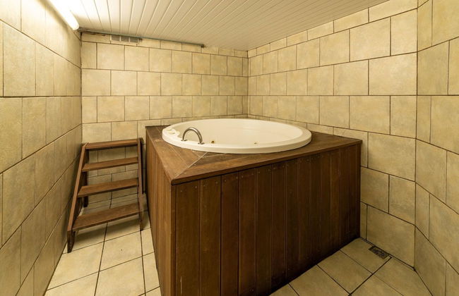 Villa in Ardennes With Sauna and Jacuzzi - Photo 29