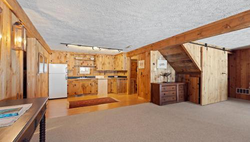 The Lakehouse at The Dunn Compound on the Lake - Foto 3