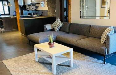 Elegant and Charming Townhouse with roof terrace - Foto 9