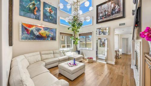 Beach Retreat- Walk to Beach, BBQ, Oceanview Rooftop & Firepit - Foto 3