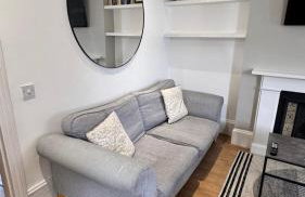 NEW! 2 bedroom Flat, Free Parking, PS5 and Netflix, ideal for professionals, relocators and families 1 minute to the centre and station - Foto 10