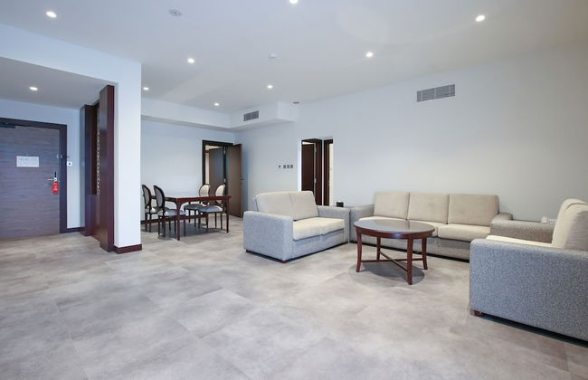 Sitara Hotel Apartment - Photo 19