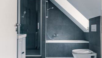 Moderne 2 Zimmer Wohnung im Herzen von Karlsruhe 64m2 2 OG - Foto 4, Shower